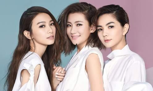 娱乐圈明星之间的恋爱,星光下的浪漫邂逅